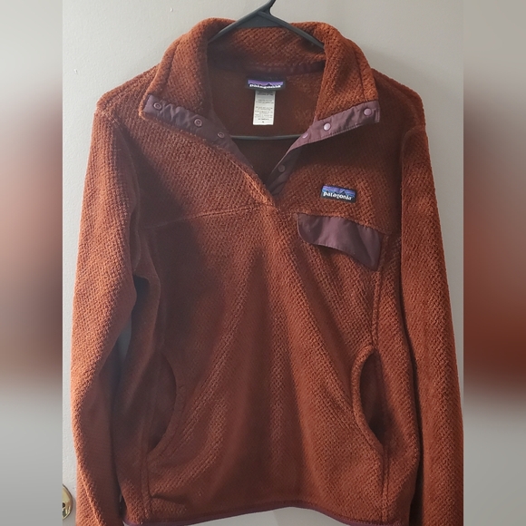 Patagonia Tops - Patagonia Burgungy Rust Fleece Pullover